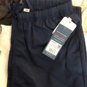 Women’s navy scrub pants